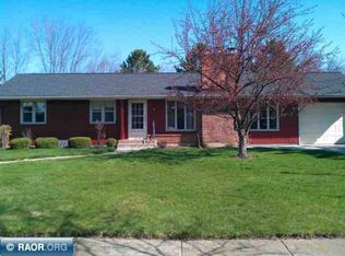 505 S Inner Dr, Hibbing, MN 55746