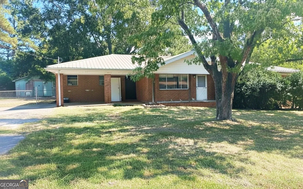106 Melody Ln NW photo 1