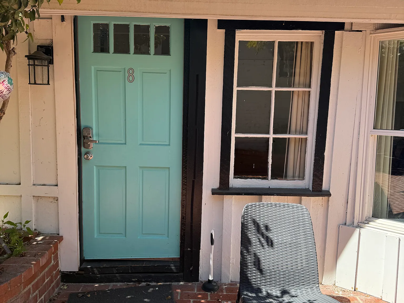 Studio, 100 sqft, $2,000 — Photo 3