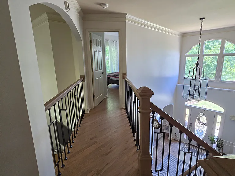 1210 Beacon Hill Xing — Photo 24