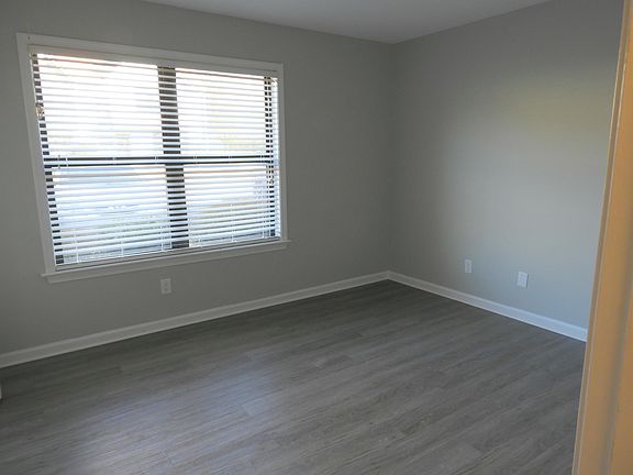 4th image of 1146 Mill Park Drive Ext #1146