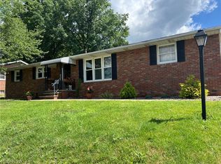 205 High St, Dover, OH 44622