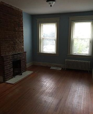 4th image of 2203 Floyd Ave