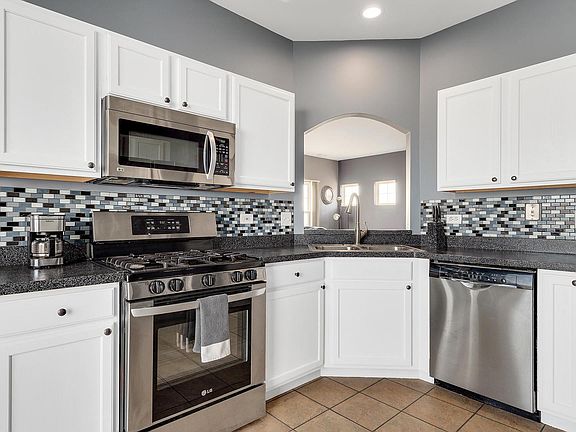 4th image of 2352 Camden Ct #2352