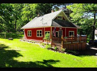 47611 Senter Loc Rd, Dollar Bay, MI 49922