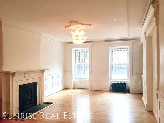 Rented by Sunrise Real Estate | media 53