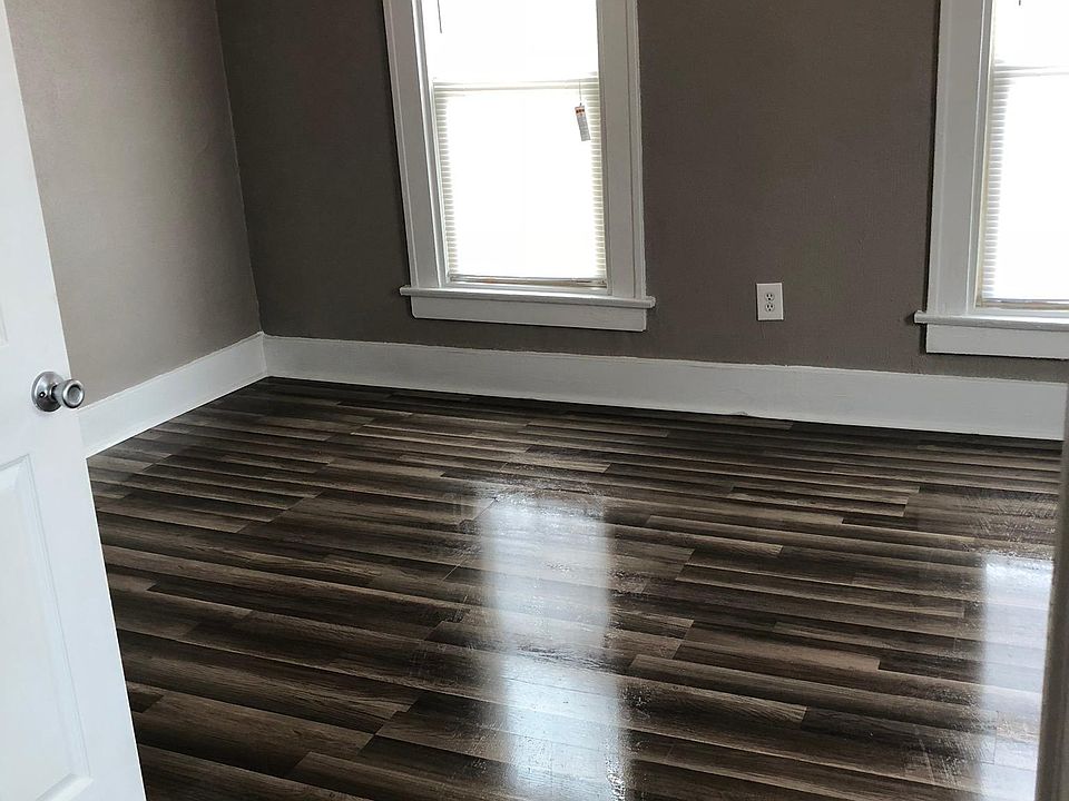 1st image of 438 Davids St #1/2