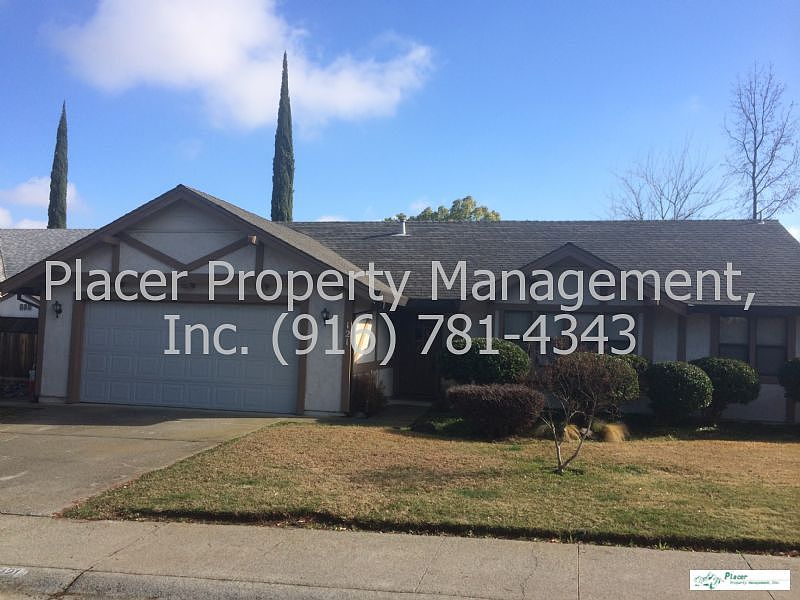 1st image of 121 Duncan Way