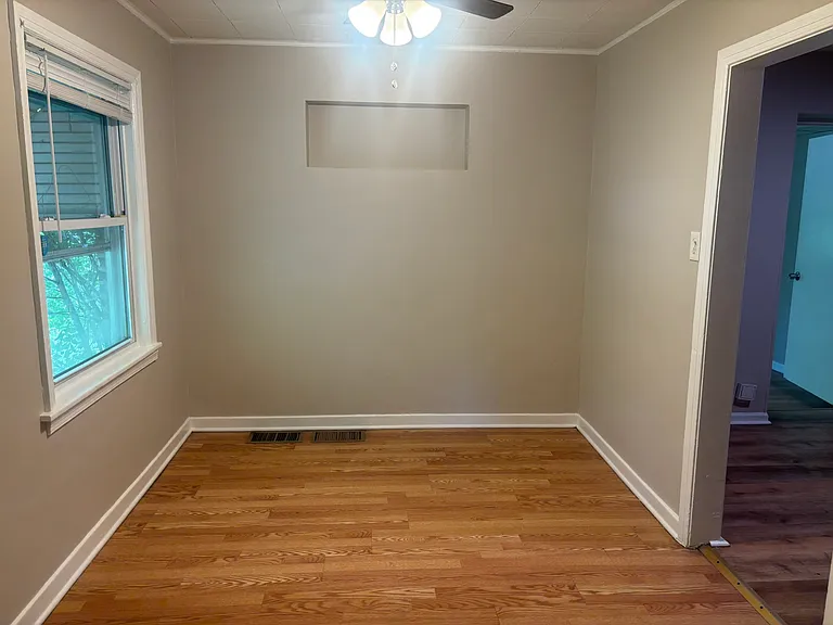 9752 S Chappel Ave — Photo 4