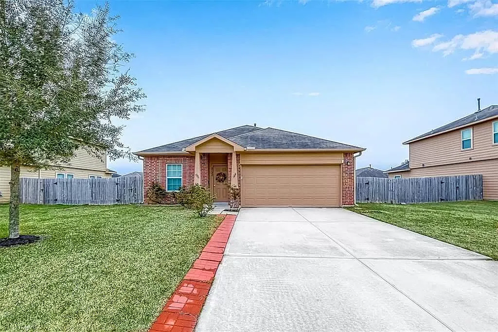 4 bed, 1812 sqft, $2,000 — Photo 3
