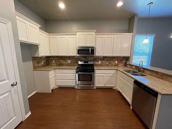 4th image of 7533 Prairie Twyne Dr