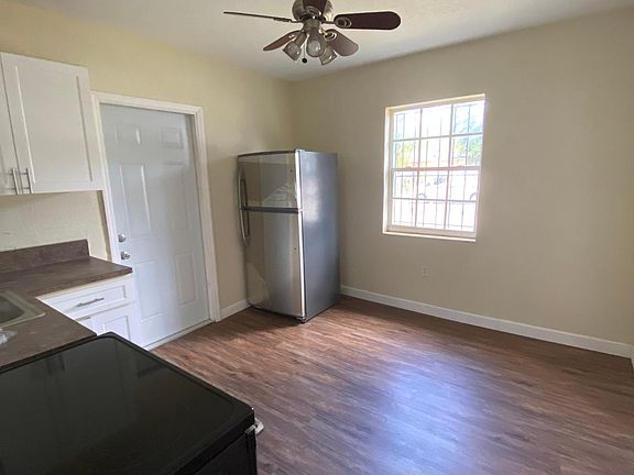 4th image of 360 NE 82nd St APT A