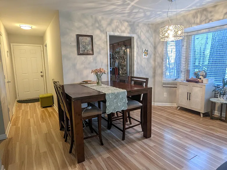 5513 Kaplan Dr — Photo 11