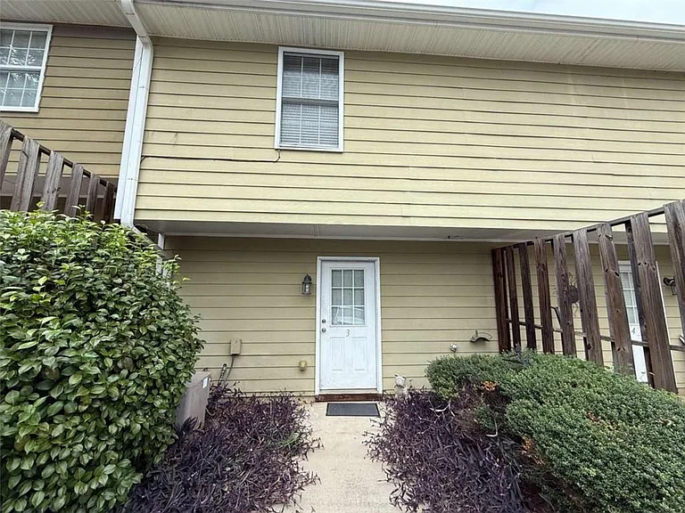 105 Westchester Dr #A3 — Photo 1