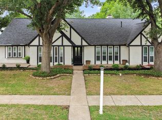 5909 Lakeshore Dr, Rowlett, TX 75089