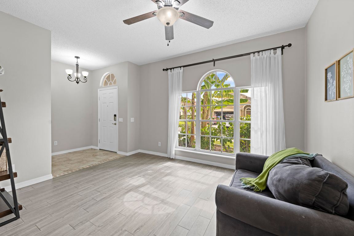 next background image