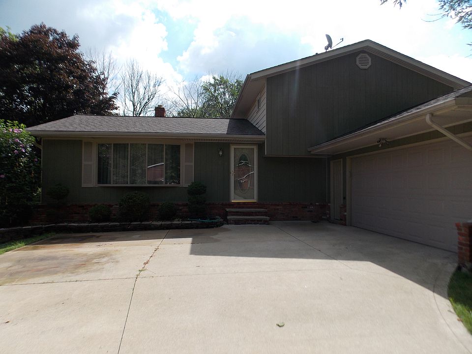1st image of 407 Judita Dr