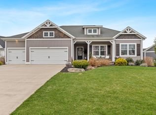 6317 Eaglewood Dr, Hudsonville, MI