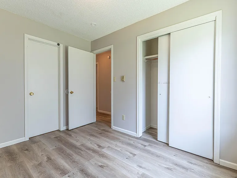 1600 W Amos Dr #B — Photo 12