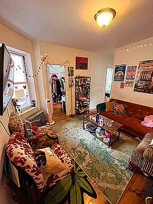 1st image of 264 E 2nd St APT 4A