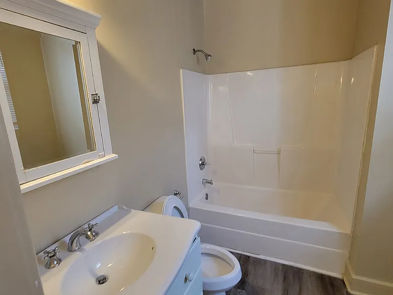 1417 Fletcher Ave — Photo 4