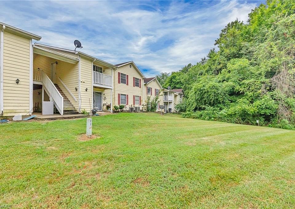 1st image of 511 Mystic Dr APT G