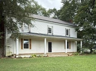 220 Collier Ln, Rock Island, TN 38581