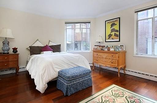 2nd image of 272 Beacon St #2G