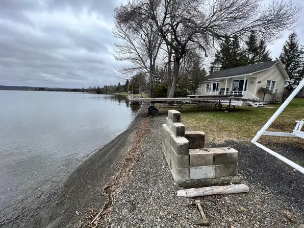 27 Green Point Road #306, Madawaska, ME 04773