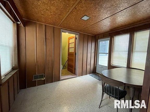 2nd image of 3852 27th Ave