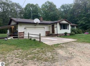 1485 S 9 Mile Rd, Lake City, MI 49651