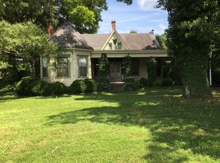 737 Main St, Ridgeway, VA 24148