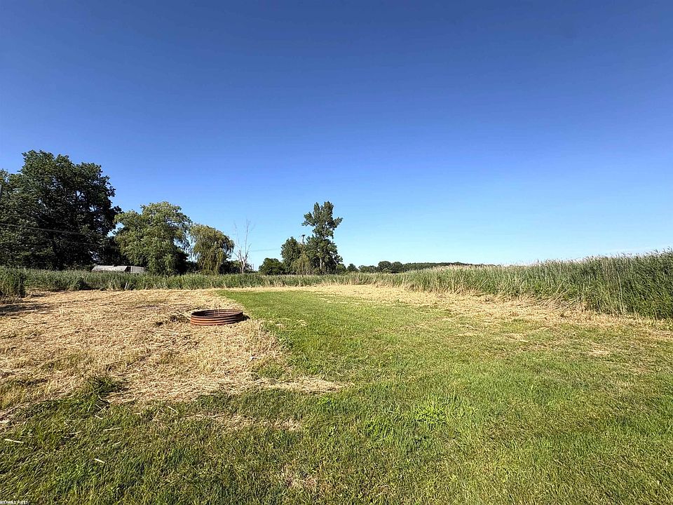 2483 Roy Dr, photo 6