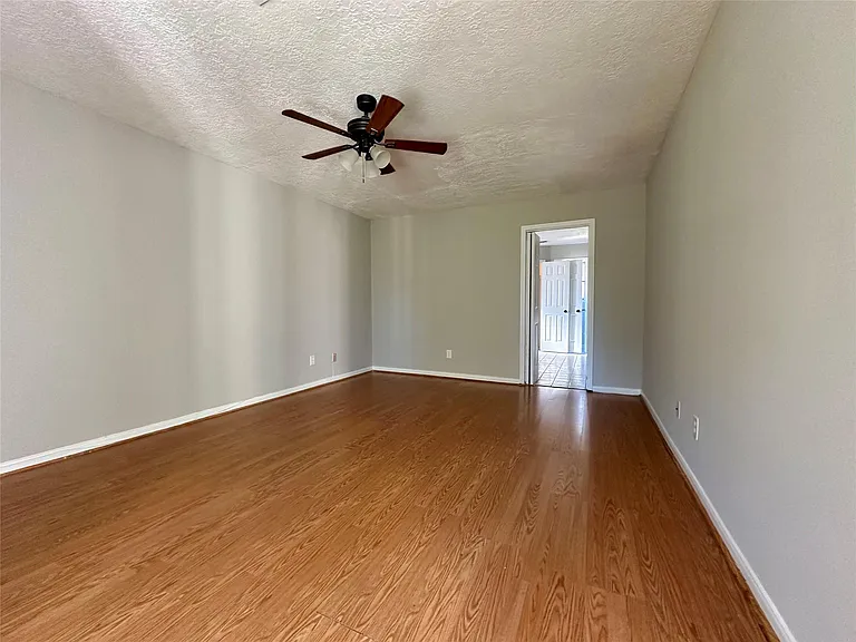 2818 Stoney Wood Dr — Photo 12