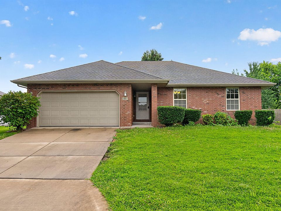1st image of 1102 E Chesapeake Drive