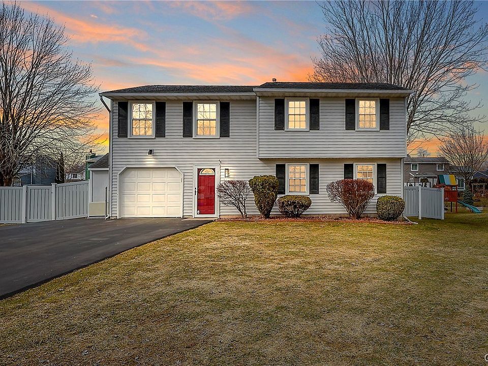 1st image of 8511 Grandview Dr
