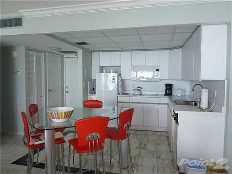 4th image of 100 Bayview Dr APT 1709