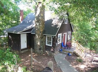 708 Carver St, Chapel Hill, NC 27516