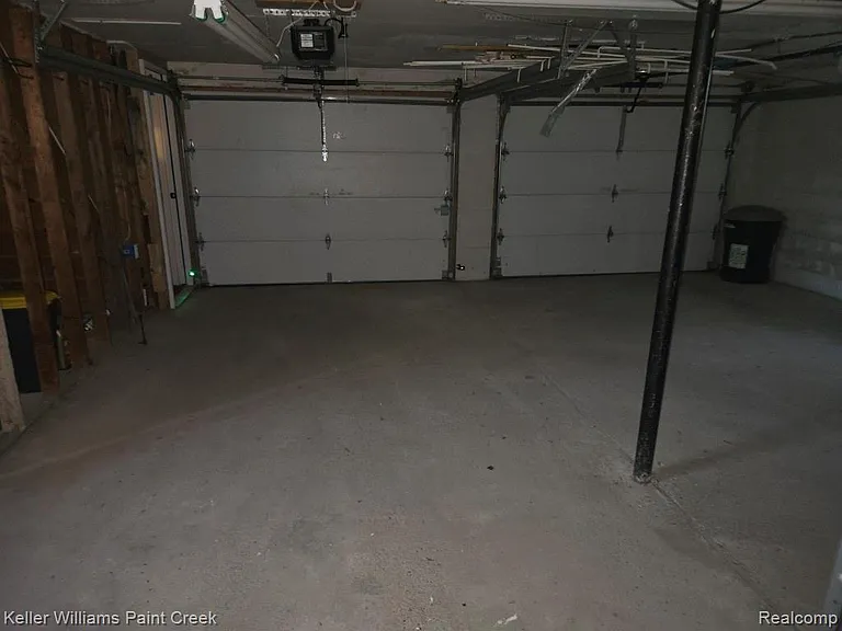 1125 S Long Lake Blvd — Photo 43