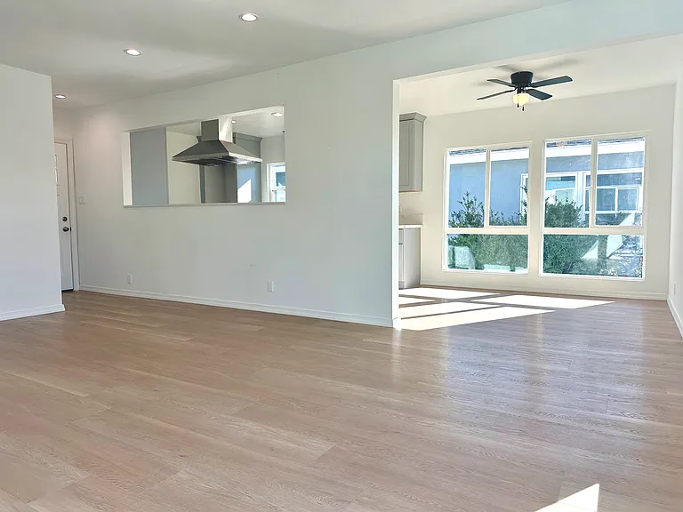 5479 Orange Ave — Photo 6