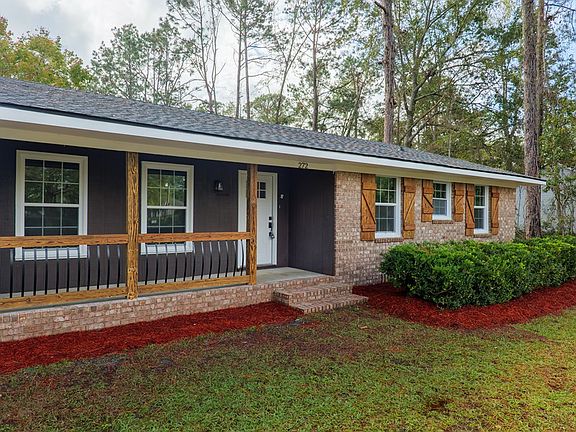 3rd image of 272 Parkview Cir