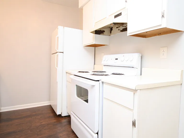 104A Westscott Dr — Photo 3