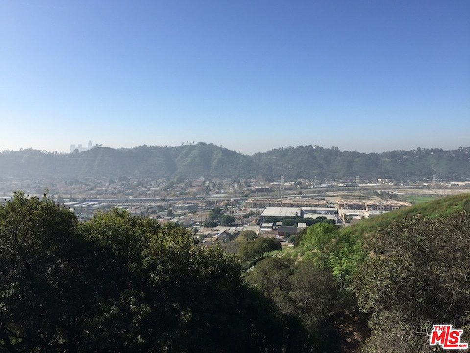 1st image of 1319 Cliff Dr