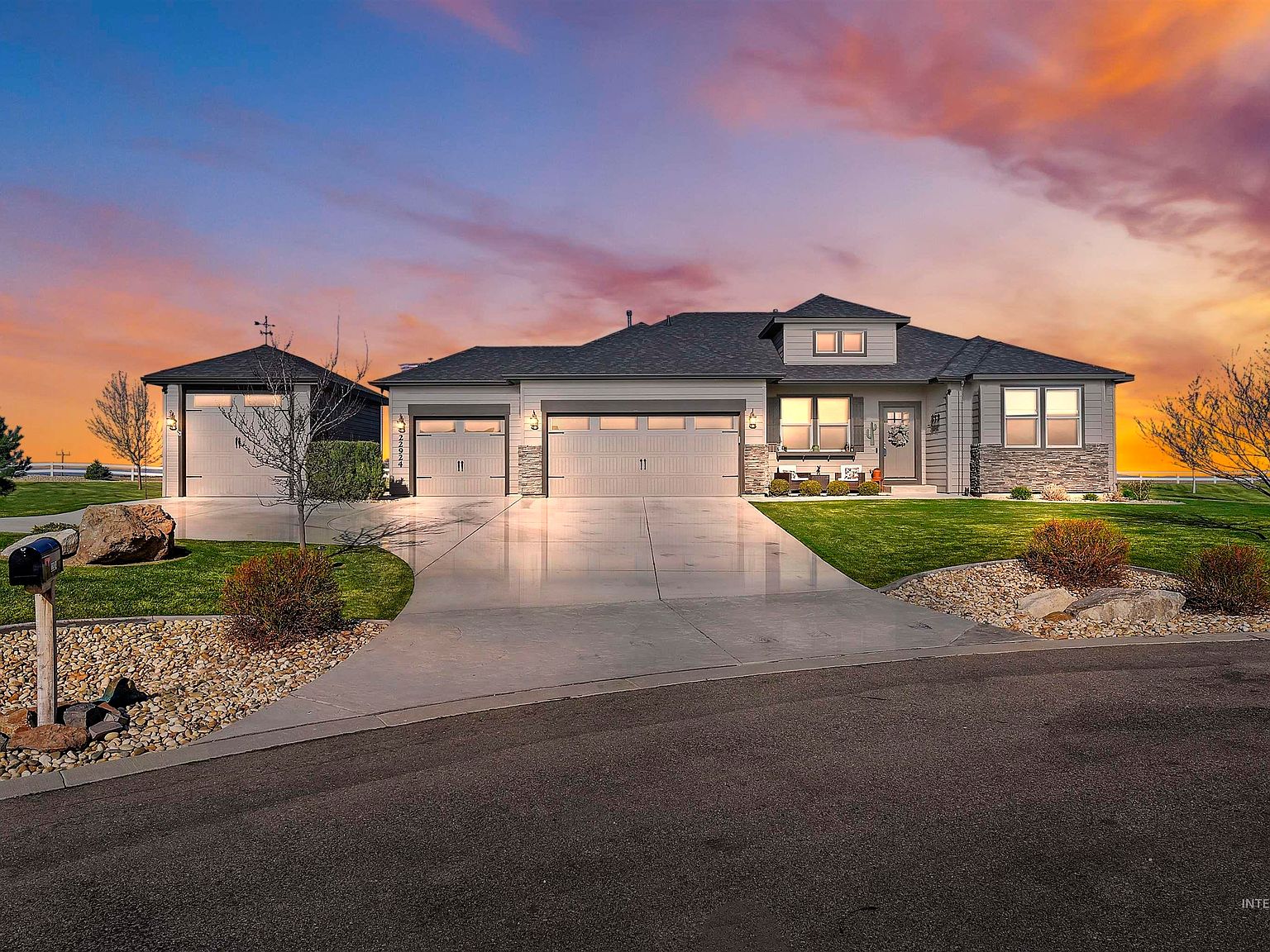 22924 Cirrus View Ct