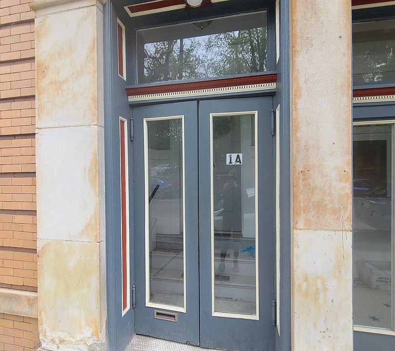 1st image of 1401 N Saint Clair St APT 1A