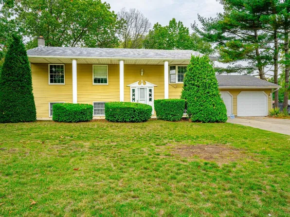 9840 Turnbridge Rd, Demotte, IN 46310