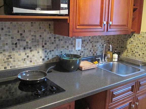 Kitchenette 
