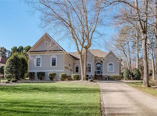 21421 Blakely Shores Dr, Cornelius, NC 28031