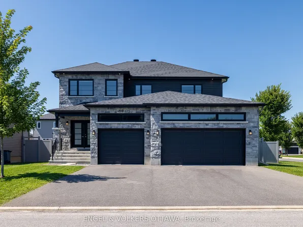 501 Lucent St, Russell, ON K4R 0G3