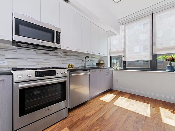 3rd image of 42-14 Crescent St #12D